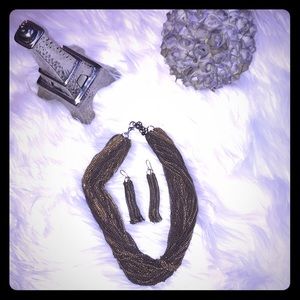 Bebé/ set of necklace and earrings